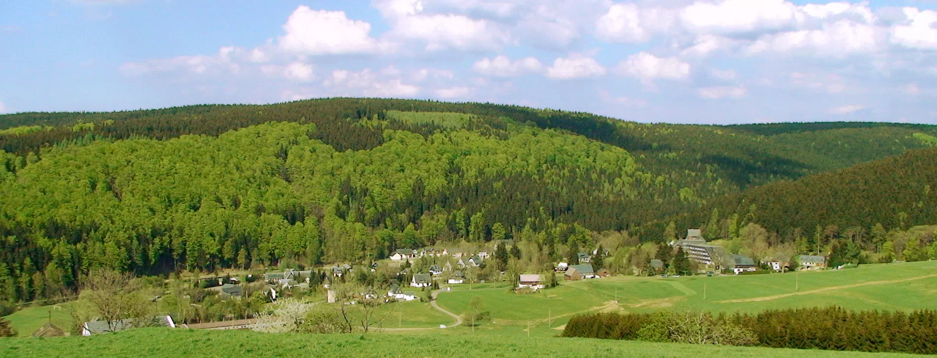 Holzhau im Erzgebirge Ortsansicht, Blick auf das Freiberger Muldental